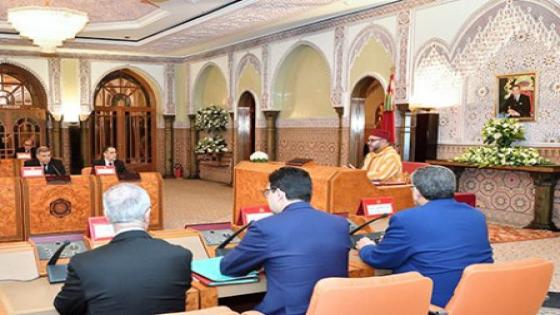 وزراء ممنوعون من مغادرة المغرب يعيشون على أعصابهم خوفا من قرارات الاعفاء