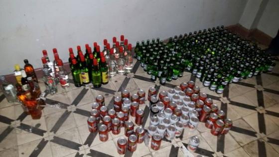 تارودانت : فرقة التطهير بادارة الامن الاقليمي تلقي القبض على كراب الخمور بحي سيدي بلقاس