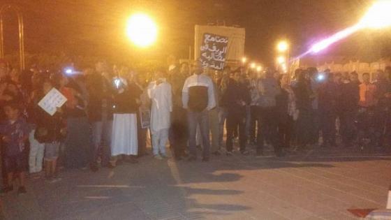 فعاليات المجتمع المدني ببيوكرى تخرج في وقفة تضامنية مع حراك الريف