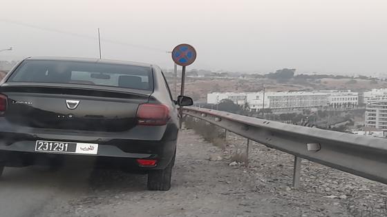 موظف يتجول بسيارة الدولة يوم السبت وهو في حالة سكر متقدم..