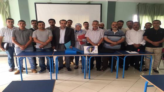 تيزنيت :المجلس الإقليمي يدشن الموسم الدراسي بتقديم الدعم للنقل المدرسي