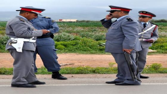 ساكنة باشتوكة تُحاصر دركيين تدخّلوا لمنع تعميق بئر وسط مؤسسة تعليمية