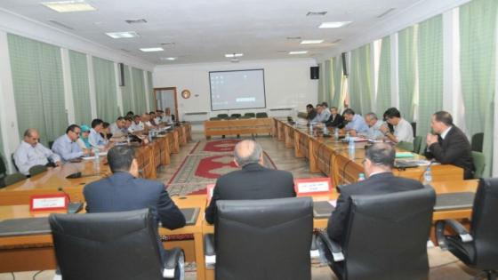 “تدبير شؤون المجالس” يجمع منتخبين بـتيزنيت لـتطوير أدائها وخدمة التنمية المحلية