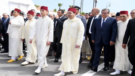 جثمان الراضي يوارى الثرى في جنازة مهيبة بحضور ولي العهد والأمير رشيد .