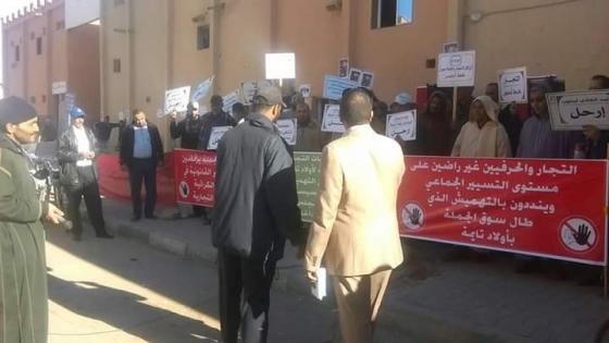 دعوى قضائية تشعل الحرب بين تجار سوق الجملة بأولاد تايمة ورئيس المجلس الجماعي.