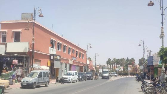 حملة صباغة موحدة لواجهات المحلات بمدينة بيوكرى: التجار ينخرطون في مبادرة جمالية لتحسين المشهد الحضري