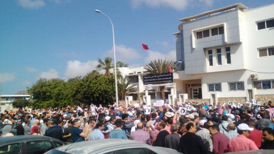 سوس: أساتذة يعودون للاضراب الجمعة المقبل ونقاباتهم تتهم الوزارة بإخلاف وعودها