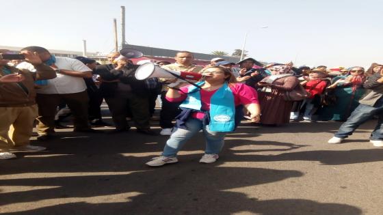 إضراب و وقفة احتجاجية تزامنا مع أولى جلسات الاستئناف في قضية أستاذ تارودانت و الأخيرة تؤجل الجلسة ليوم 25 فبراير