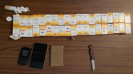 اكادير…توقيف شخص و بحوزته 1170 قرصا طبيا مخدرا و صفيحة من مخدر الشيرا .