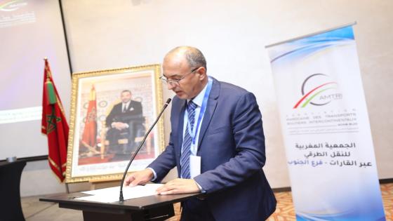 اختناق ميناء طنجة المتوسط يثير غضب مهنيي النقل الدولي بجهة سوس ماسة والأقاليم الجنوبية.