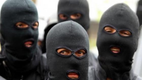 خطير جدا .. ملثمون يهاجمون سكان الساحل بتزنيت ويختطفون شابا .