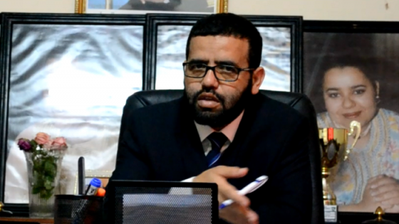 رئيس جماعة القليعة يصدر شواهد إدارية مخالفة لقانون التعمير.