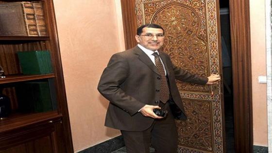 العثماني يفرض على الوزراء ومسؤولي الدولة التعامل باللغتين العربية والأمازيغية .