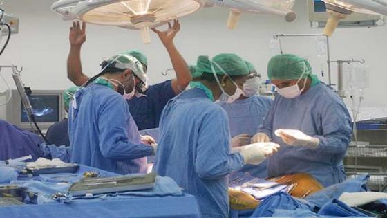 10 ألاف طبيب من القطاع العام ينذرون بإضراب وطني احتجاجا على قرارات الوردي