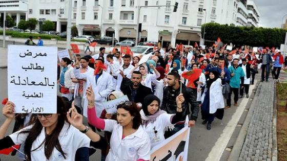نساء ورجال الصحة يستقبلون “حكومة العثماني” بإضراب وطني