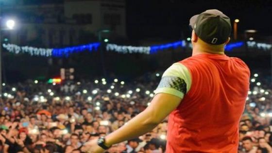 سمسار بأكادير يبتز منظمي المهرجانات الفنية تحت غطاء احتجاجي