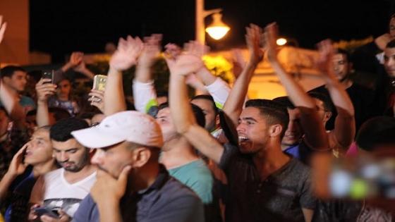 اعتقال الزفزافي يخرج محتجين إلى “ساحة التحرير” بالناظور