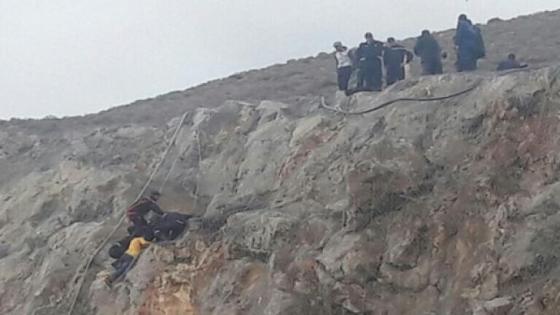 إنتحار فتاة برمي نفسها من أعلى الجبل بعد نشر صورها عارية على الفايسبوك بأكادير .