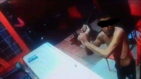 أكادير : الملقب ” بيبوط” يرعب ساكنة الخيام ويهدد بتفجير قنينة غاز