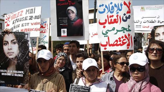 العنف والبطالة والأمية.. مشاكل تعاني منها النساء بالمغرب .
