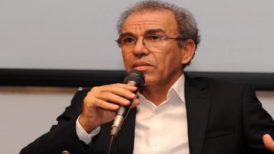 الناشط الأمازيغي عصيد يفتح النار على ناصر الزفزافي