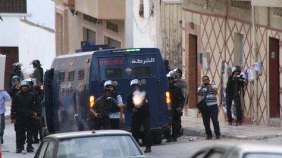القوات العمومية تلجأ إلى العصي وقنابل دخانية ضد شباب حراك الحسيمة