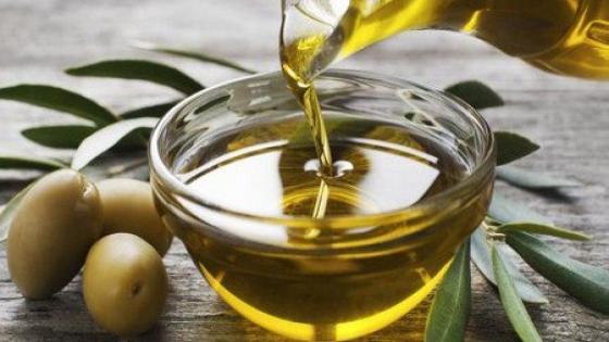 ارتفاع أثمنة “زيت العود” و إقبال كبير للمغاربة على استهلاكها‎