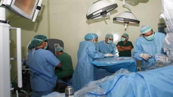 عملية جراحية غير مسبوقة لمعالجة السمنة في المستشفى الحسن الثاني بأكادير