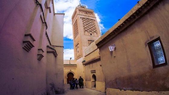 وزارة التوفيق “تُمَغرب الأذان” بمساجد المملكة