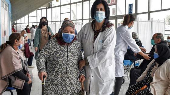 موجة حادة لانتشار “الإنفلونزا” بين المغاربة .. وخبير يحذر من إصابة الرضع .